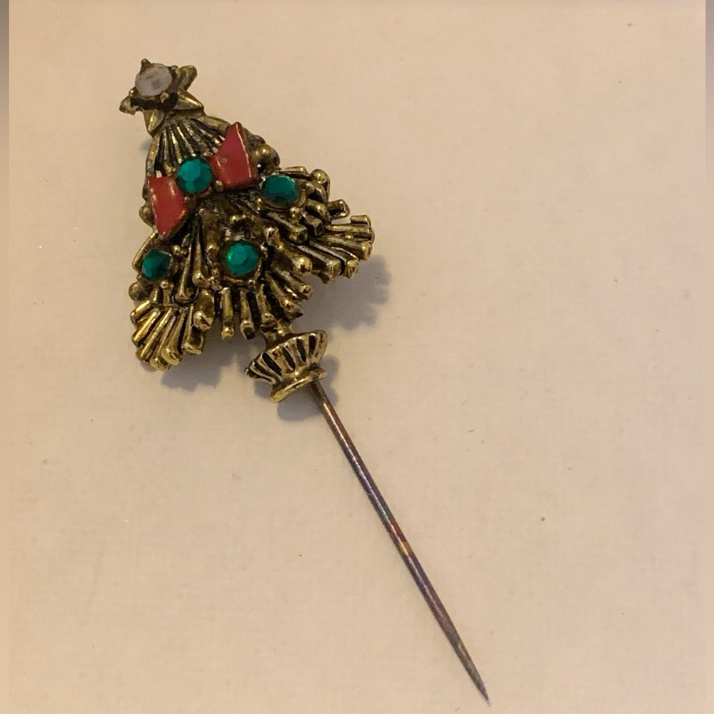 Hollycraft Christmas Tree Pin Stick Pin Red/Green Rhinestones Vintage Signed